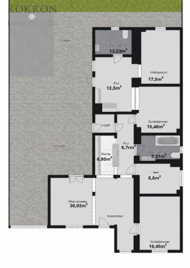 Grundriss des Erdgeschosses mit Wohnzimmer, Küche, Schlafzimmern, zwei Bädern und Zugang zu Garten und Terrasse.