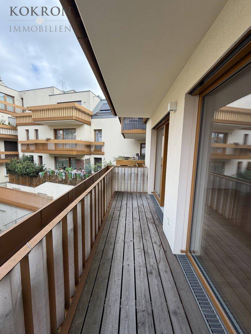 Großer Balkon
