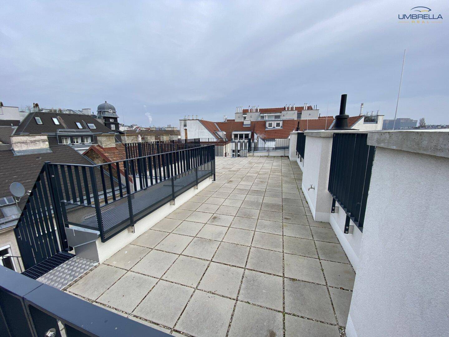 Dachterrasse im Winter