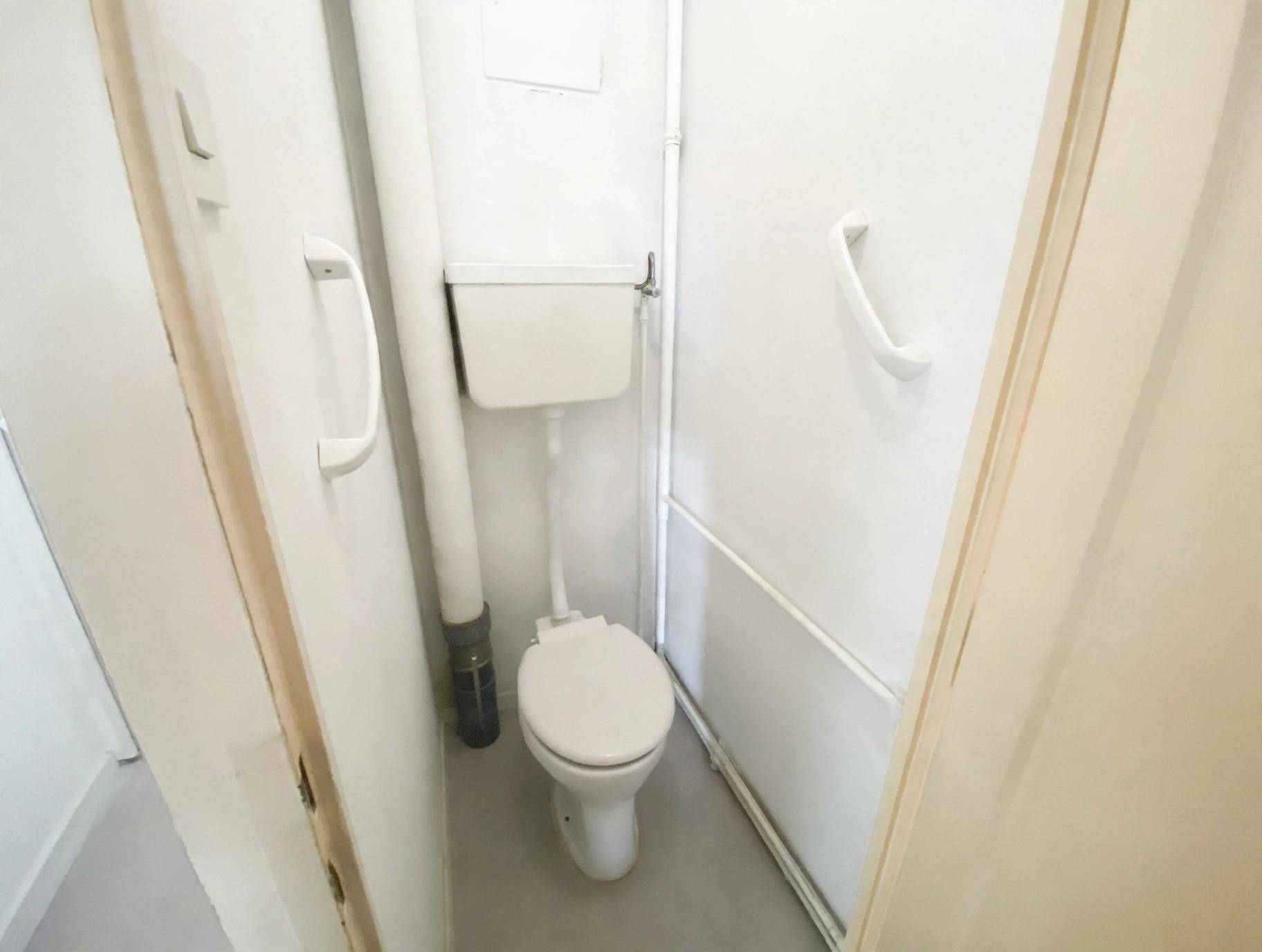 WC.jpg