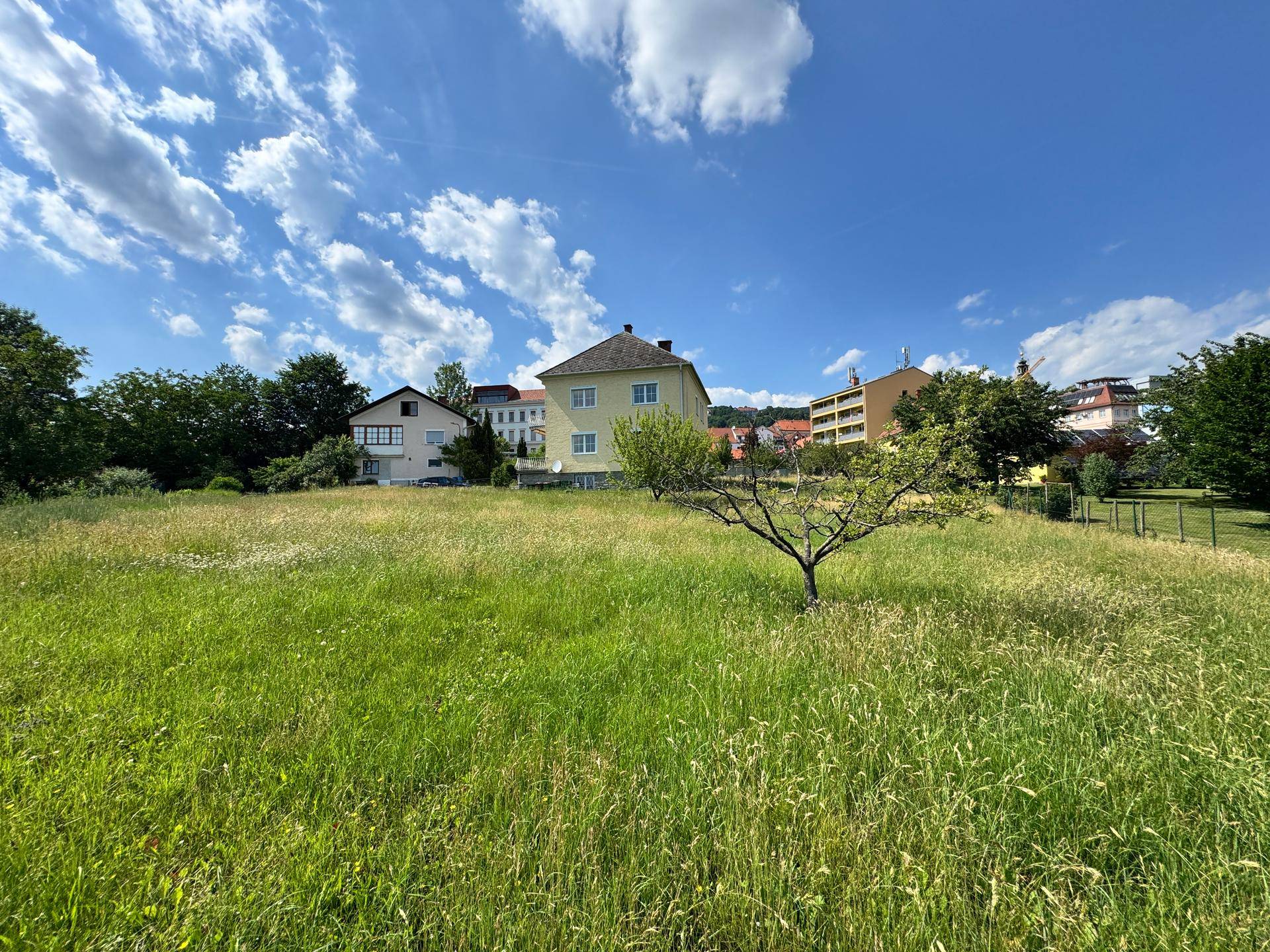 Attraktives Baugrundstück in zentraler Lage – ca. 1.070 m² in Hartberg - Widok 6