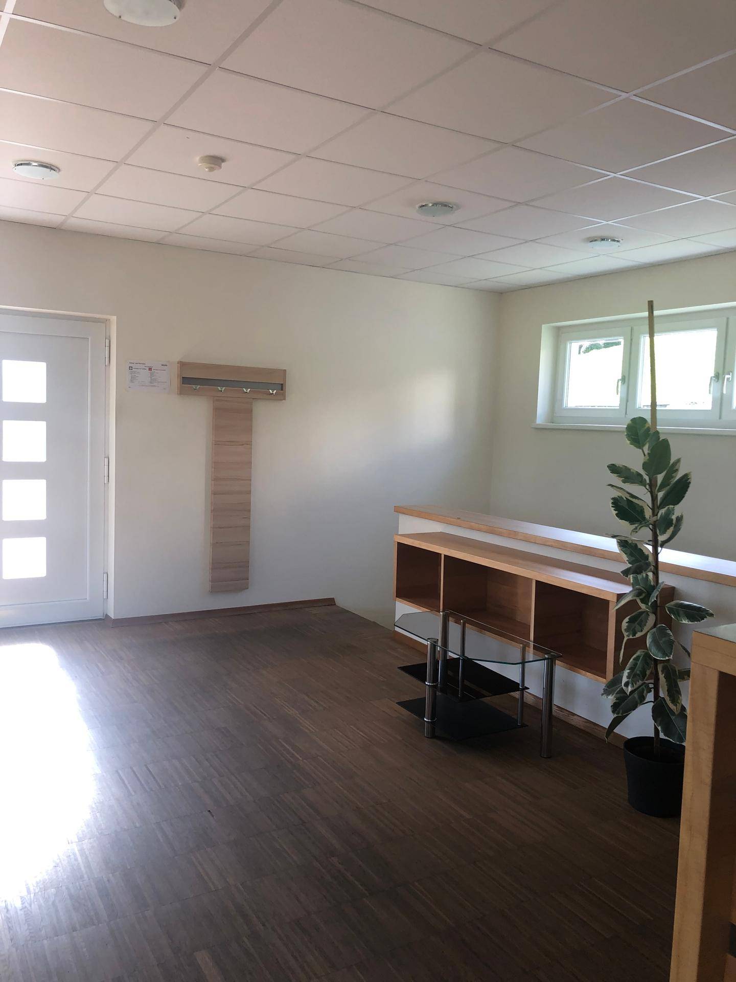 B&#252;ro_EG_Empfang2.JPG