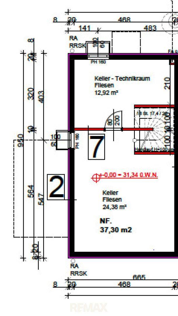 Grundriss des Kellergeschosses mit Technikraum und zusätzlichem Kellerraum.