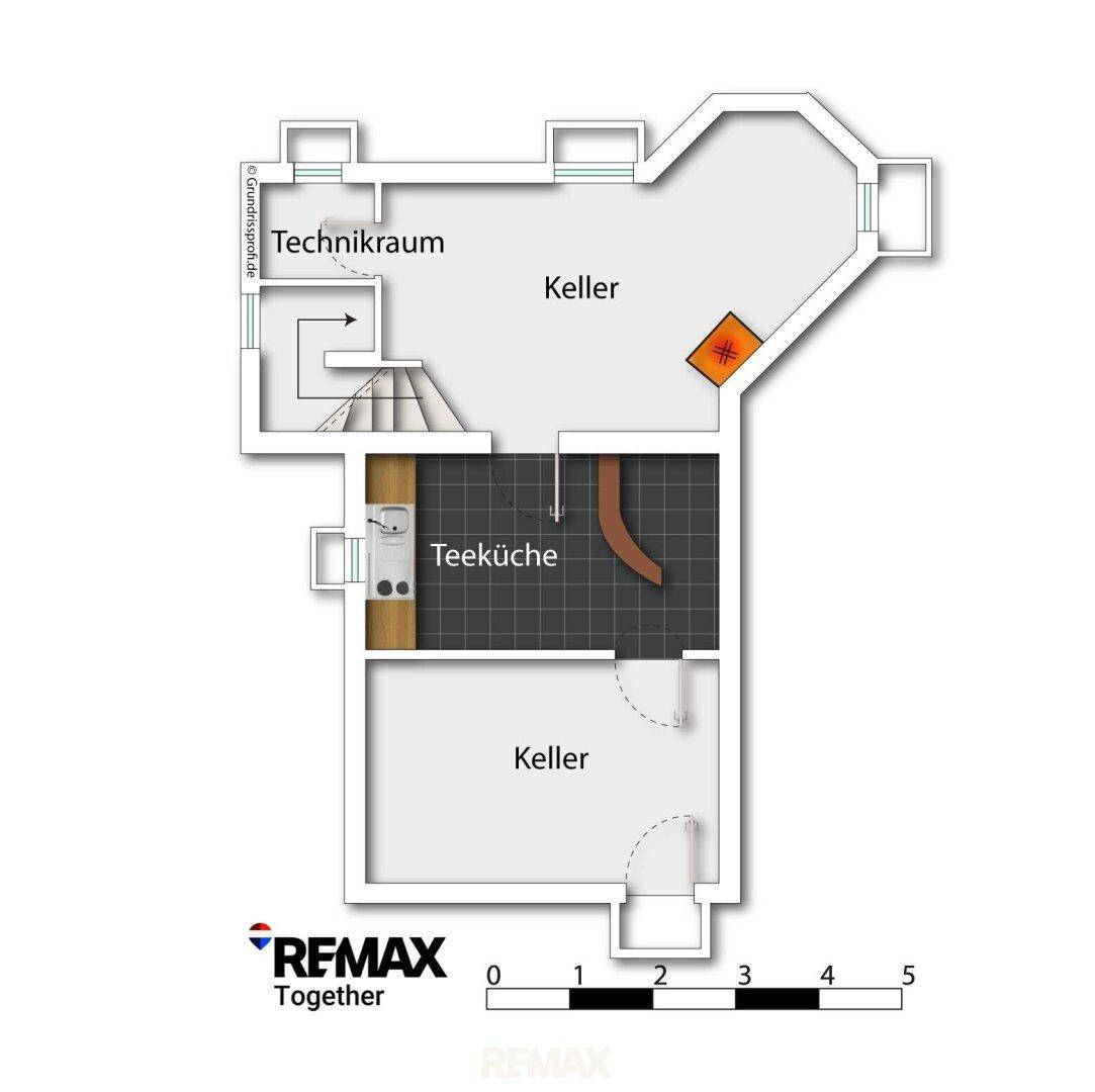 Grundriss des Kellergeschosses mit Teeküche, Technikraum und weiteren Kellerräumen.