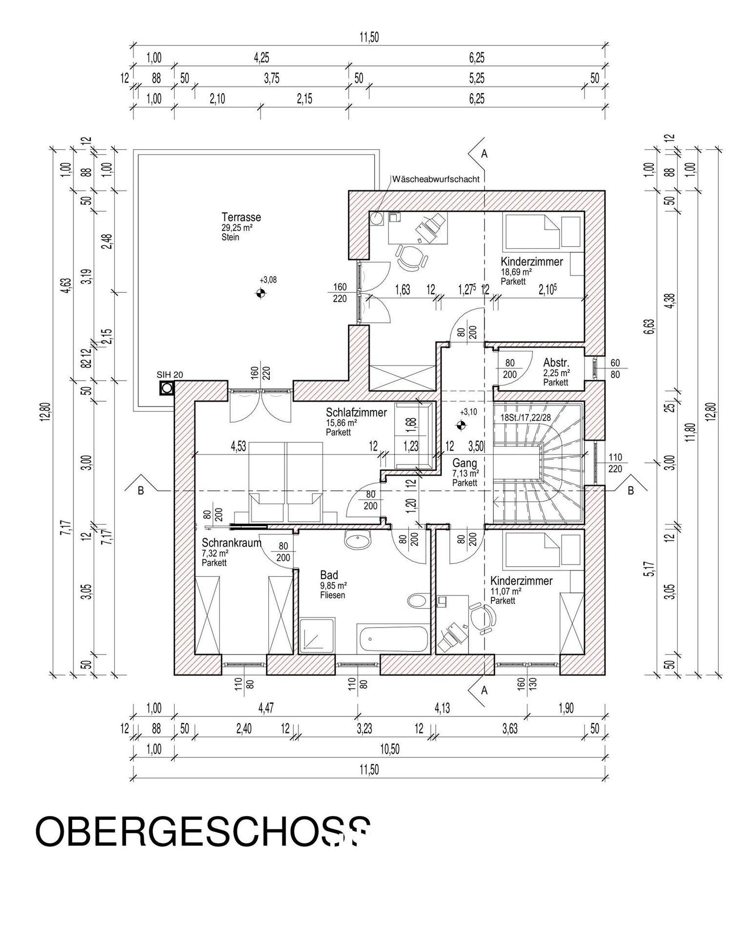Grundriss des Obergeschosses mit Schlafzimmern, Kinderzimmern, Bad und einer weiteren Terrasse.