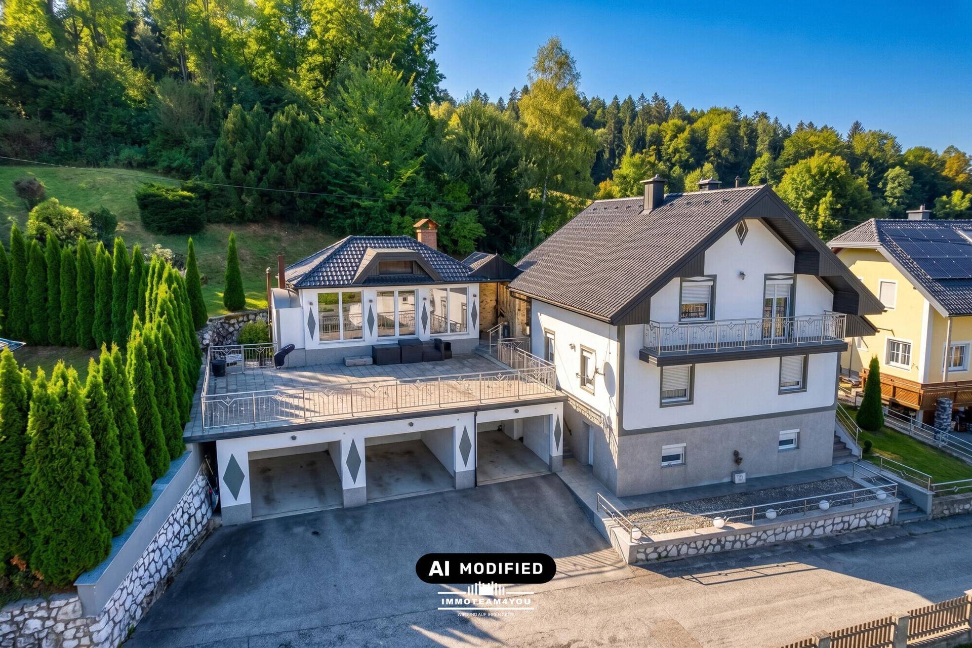Blick auf das Haus Drohnensicht - Gestaltungsvorschlag mit KI bearbeitet