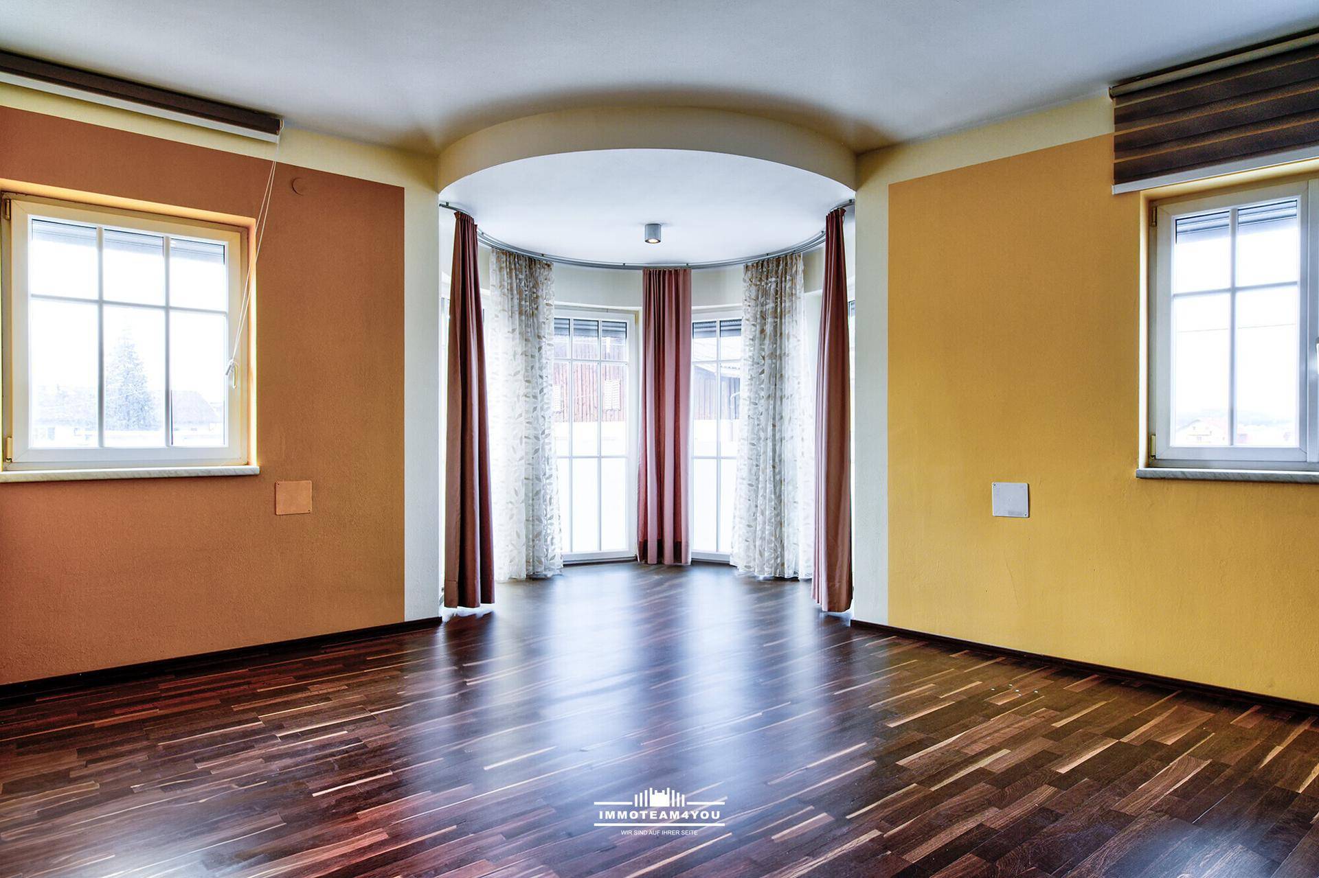 Büroflächen mit besonderer Atmosphäre, Bad, TG-Platz und Kellerabteil! - Widok 3
