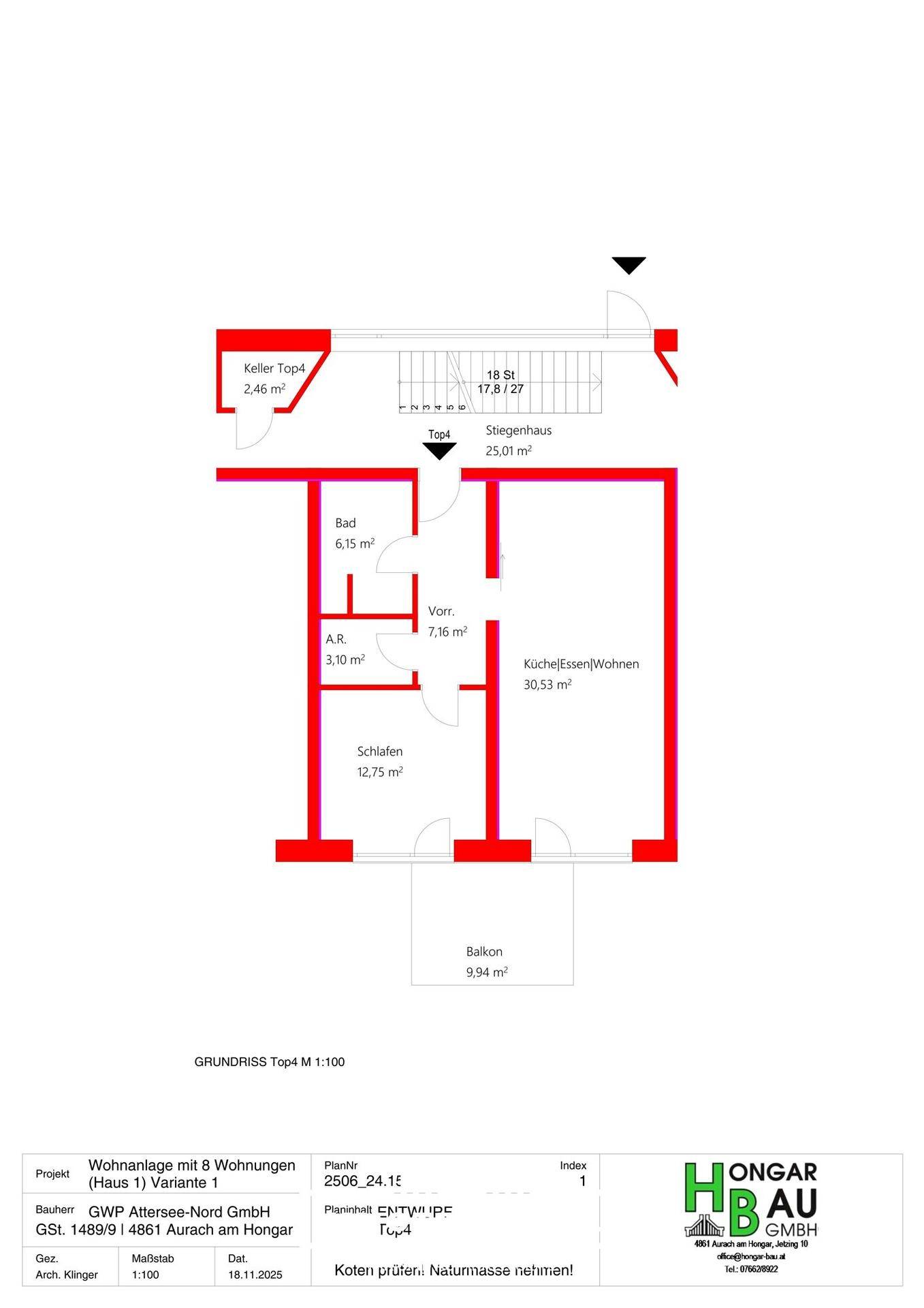 Grundrissplan Top 4 mit Balkon, Schlafzimmer und offenem Wohn-Essbereich.