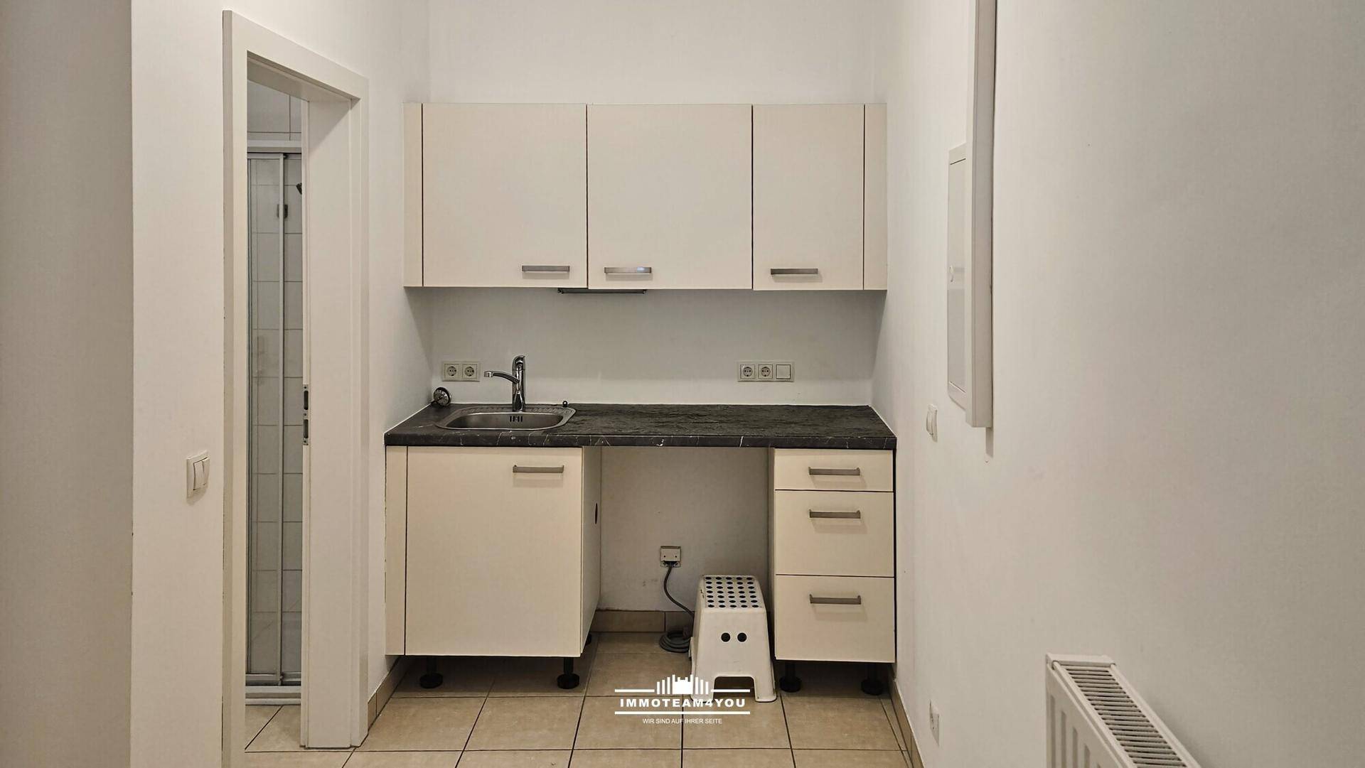Büro im Zentrum mit Altbau-Charme. Raus aus der Masse. - Ansicht 5