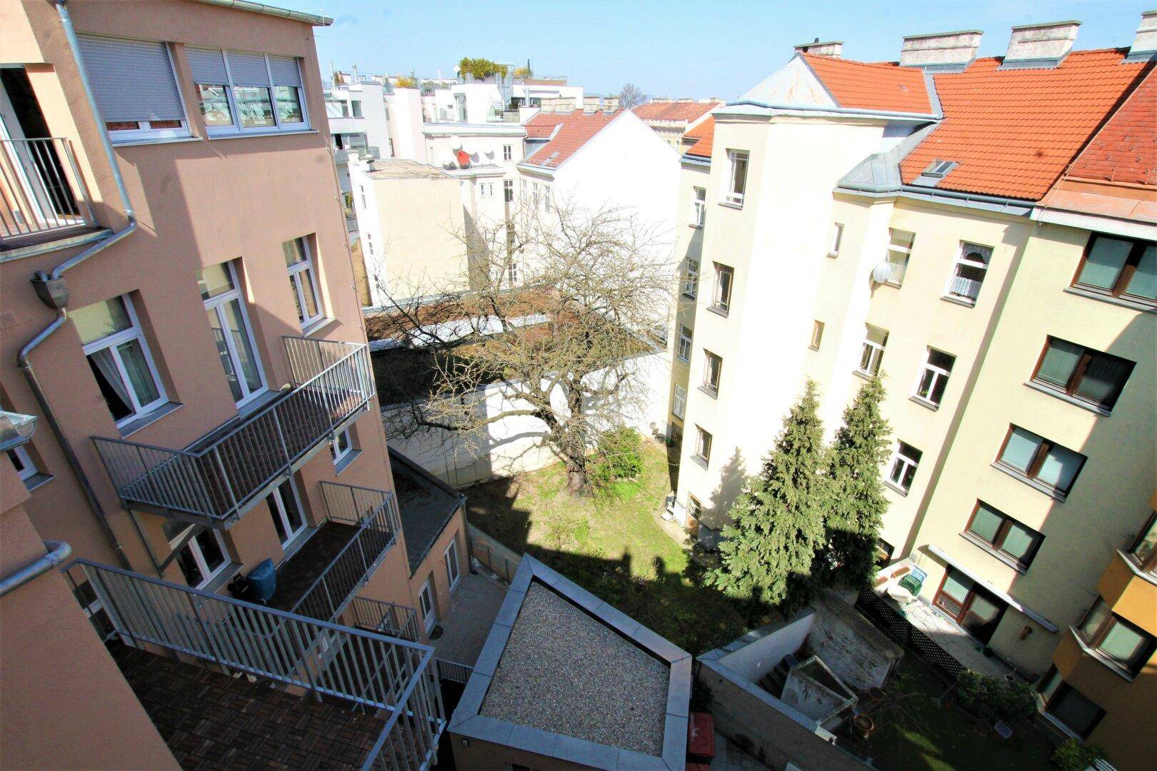 https://pictures.immobilienscout24.de/prod.www.immobilienscout24.at/pictureserver/loadPicture?q=70&id=012.0015I000003HKW3-1585733303-d8c6c75aa33f4fc6b42a1da6246ff114