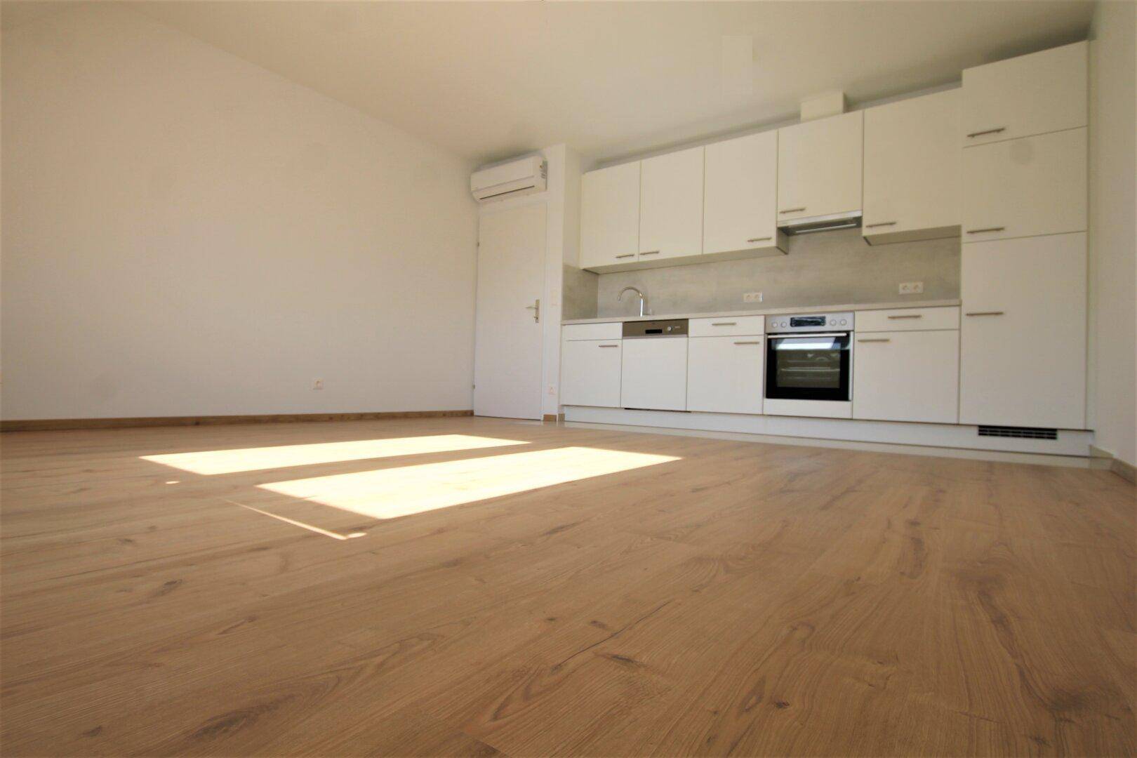 https://pictures.immobilienscout24.de/prod.www.immobilienscout24.at/pictureserver/loadPicture?q=70&id=012.0015I000003HKW3-1585733372-c77db24b295846839b4cb1338a1b5cee