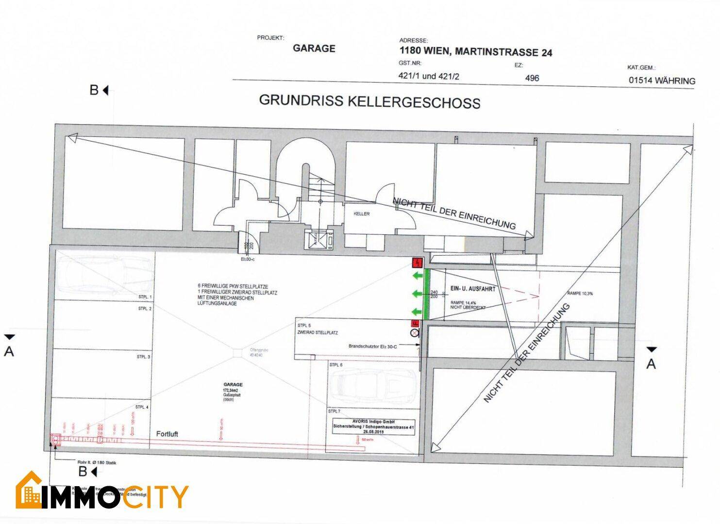 Grundriss des Kellergeschosses mit Tiefgarage und Stellplätzen für Fahrzeuge.