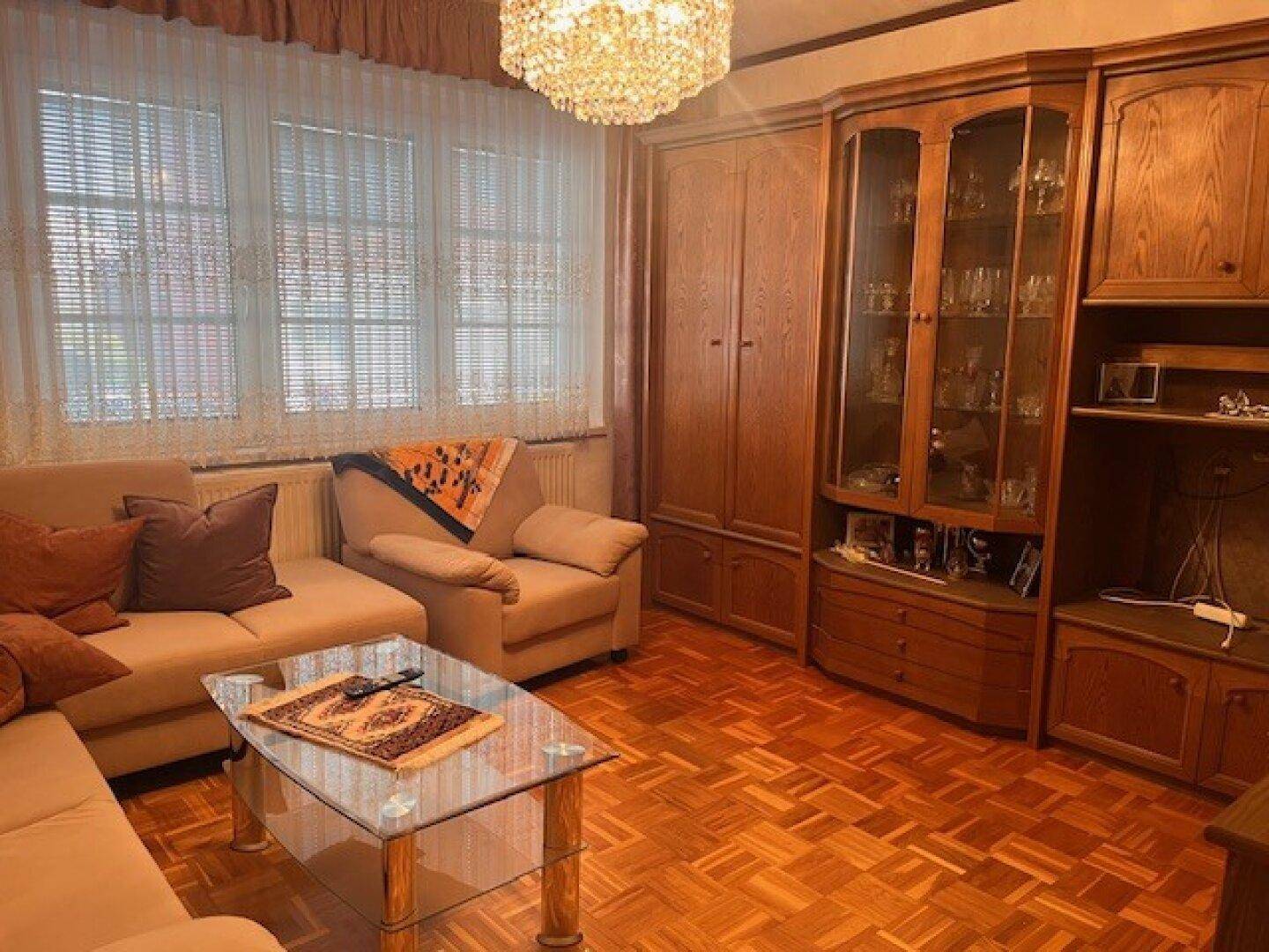 Entzückendes Einfamilienhaus in St. Pölten, 3 Zimmer, Garten, Terrasse, Garage, REDUZIERTER PREIS € 295.000.- - Ansicht 3