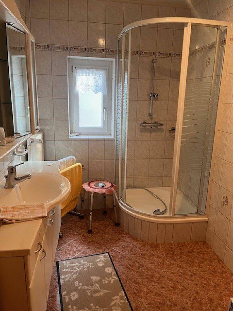 Entzückendes Einfamilienhaus in St. Pölten, 3 Zimmer, Garten, Terrasse, Garage, REDUZIERTER PREIS € 295.000.- - Ansicht 5
