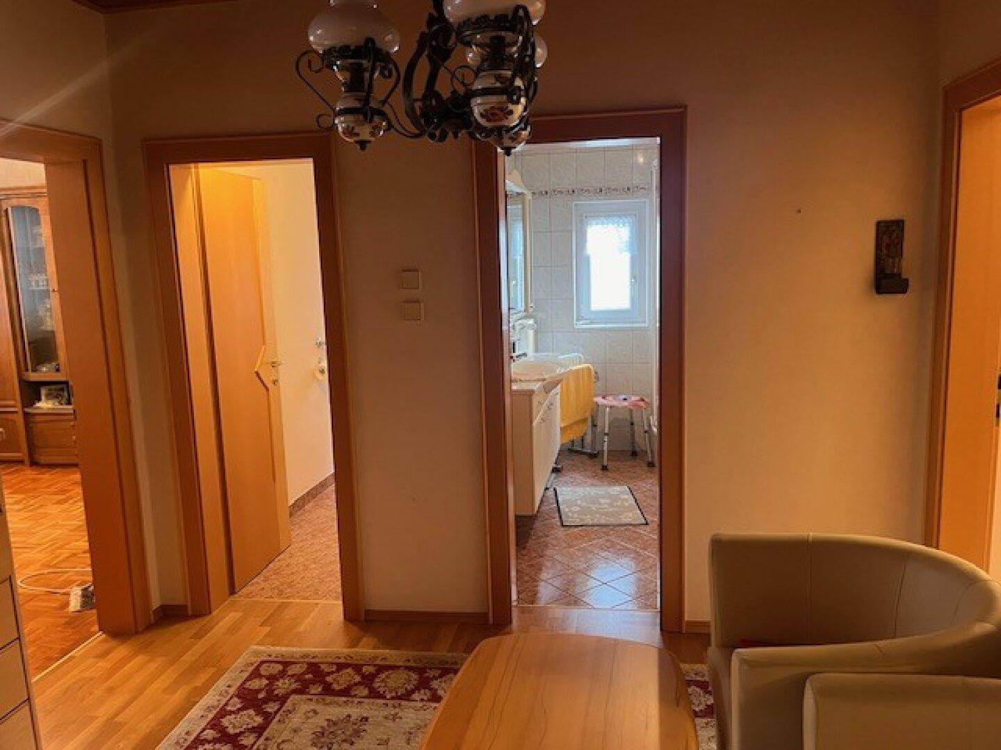 Entzückendes Einfamilienhaus in St. Pölten, 3 Zimmer, Garten, Terrasse, Garage, REDUZIERTER PREIS € 295.000.- - Ansicht 6