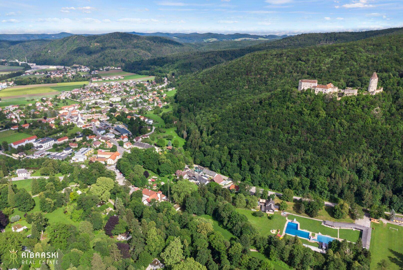 Seebenstein mit Burg