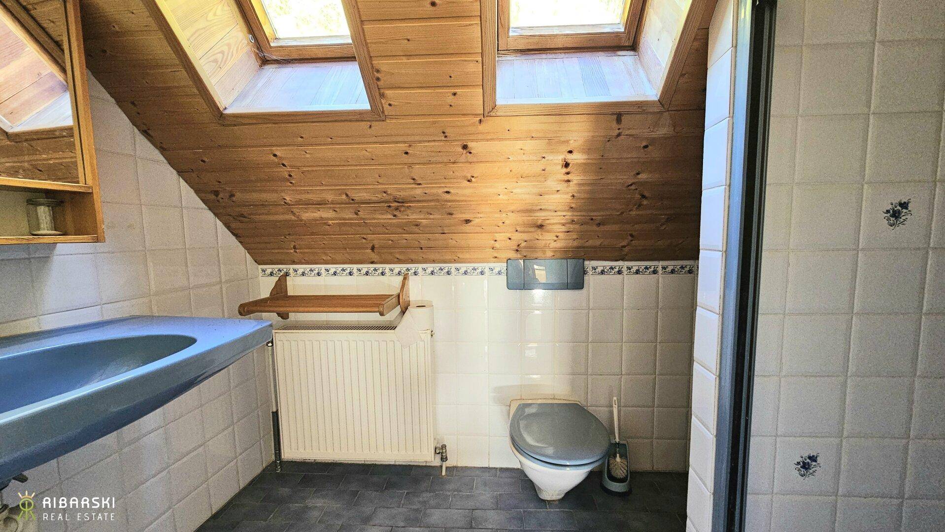 Badezimmer DG