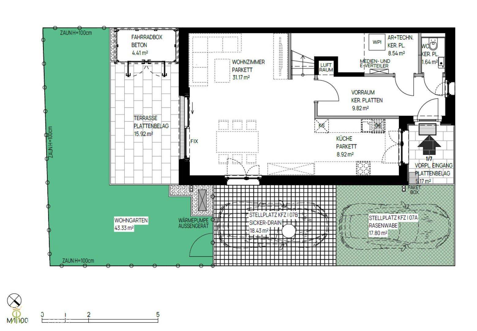 Grundriss des Erdgeschosses mit Wohnzimmer, Küche, Terrasse und Gartenbereich.