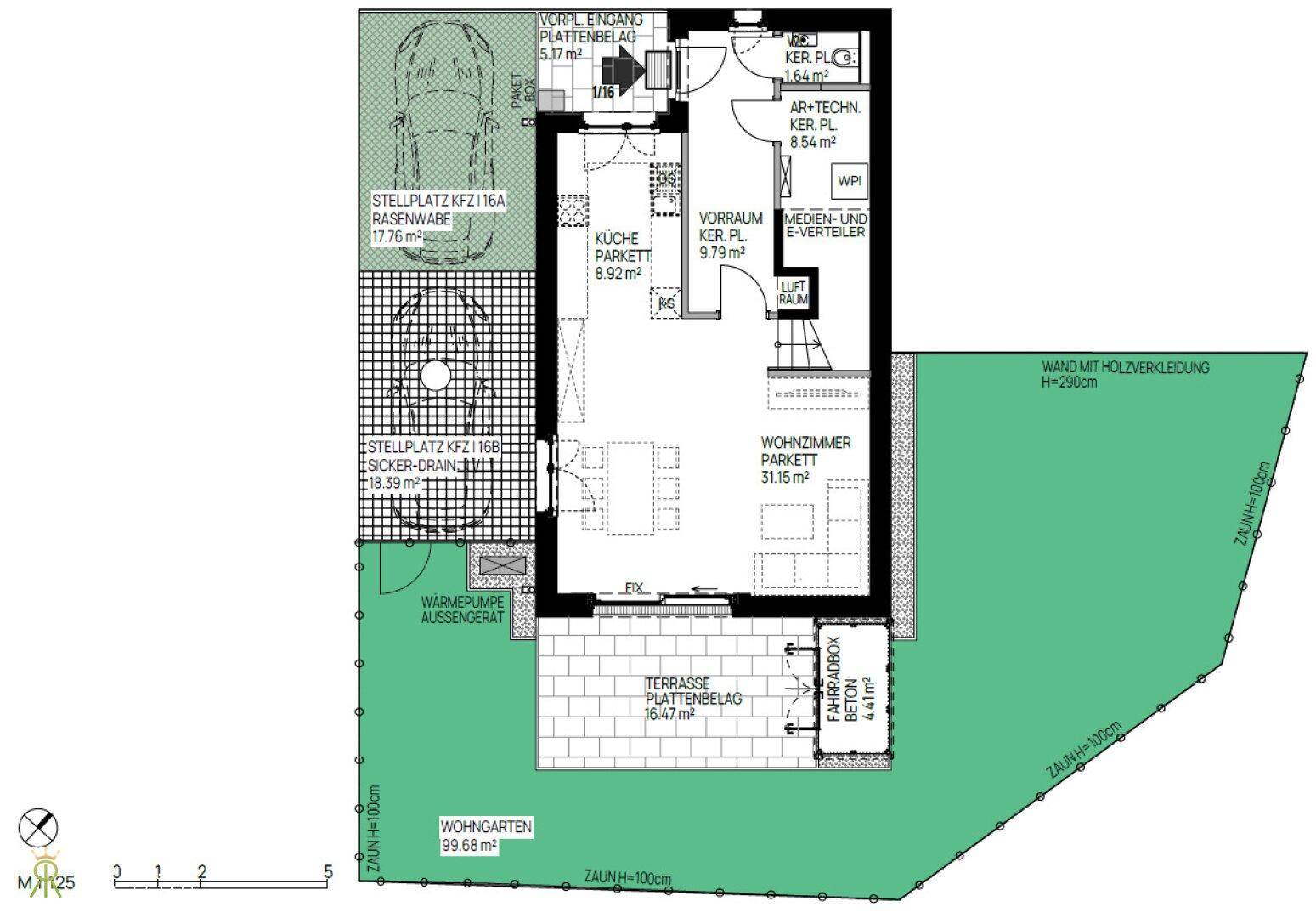 Grundriss des Erdgeschosses mit Wohnzimmer, Küche, Terrasse und Gartenbereich.