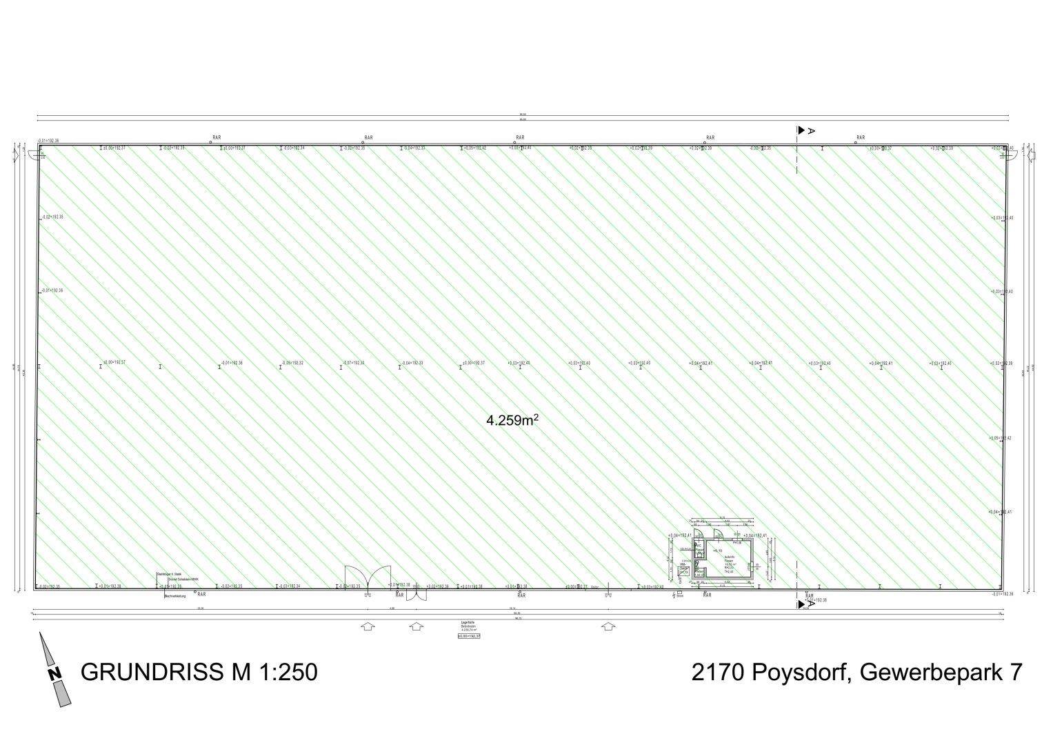 Grundrissplan einer großen Halle mit einer Fläche von 4.259m², ideal für Lager oder Produktion.