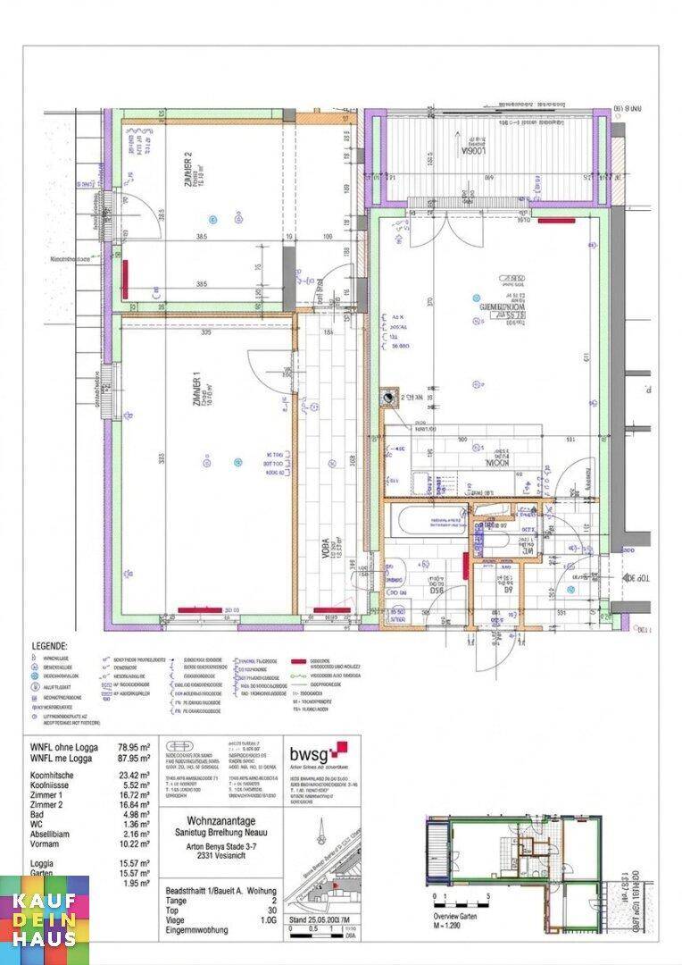 Detaillierter Grundriss einer Wohnung mit mehreren Zimmern und Außenbereichen.