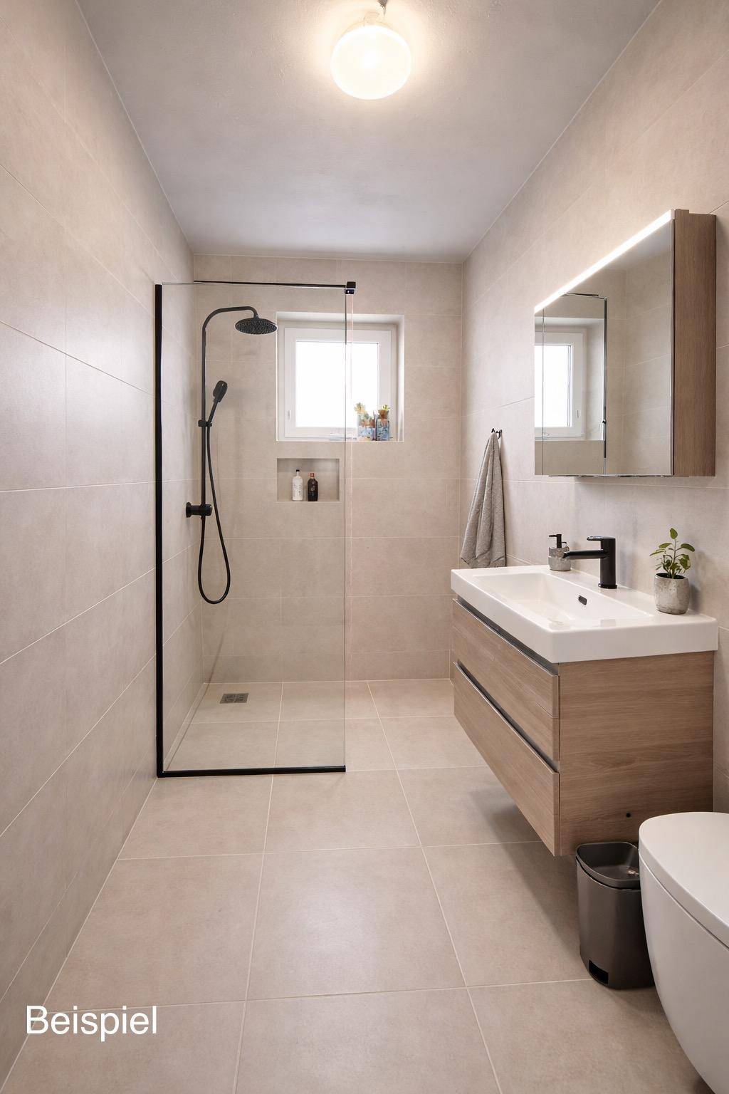 Modernes Badezimmer mit begehbarer Dusche, Holzwaschtisch und großformatigen Fliesen.