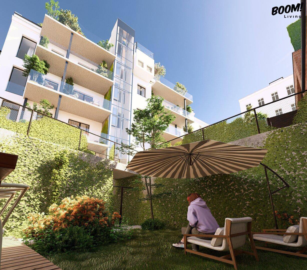 Entspannungsbereich im Garten mit Liegestühlen und Sonnenschirm vor einer modernen Wohnfassade.