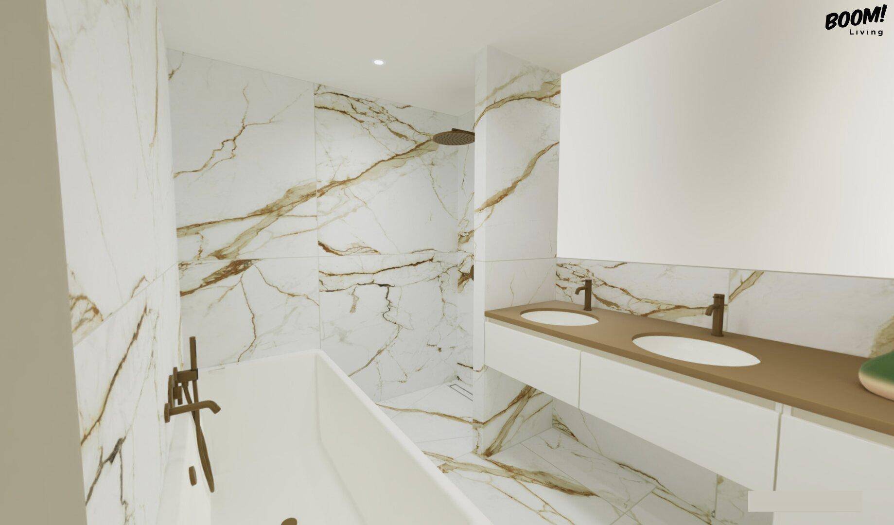 Luxuriöses Badezimmer mit Marmorfliesen, Badewanne, Regendusche und Doppelwaschbecken.