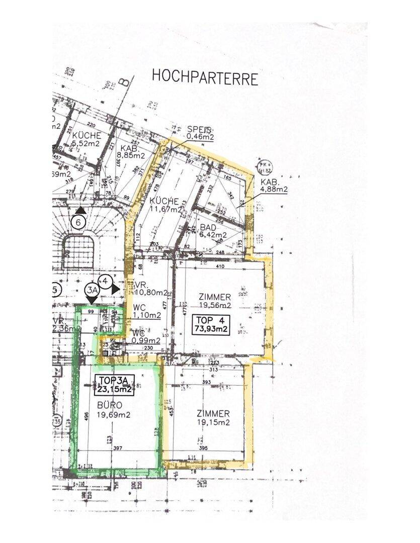 Grundriss der Hochparterre-Wohnung mit Zimmeraufteilung und Flächenangaben.