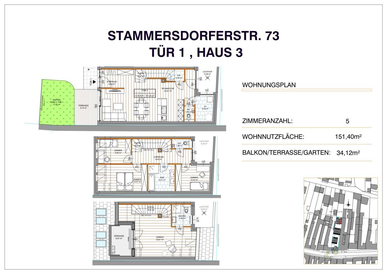 Detaillierter Wohnungsplan mit drei Etagen, der die Raumaufteilung und Außenbereiche zeigt.