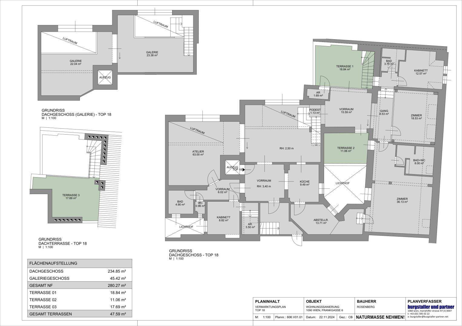 Detaillierter Grundriss des Dach- und Galeriegeschosses mit mehreren Terrassen und Raumaufteilung.