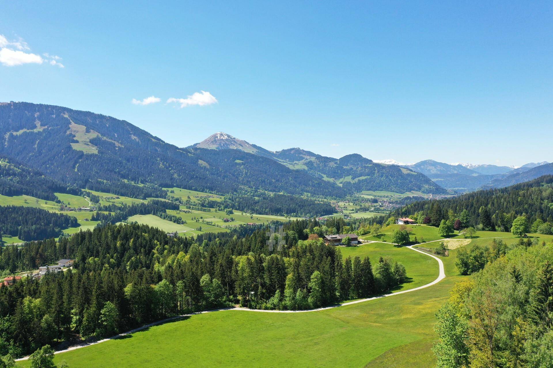 Freizeitwohnsitz in alpiner Bestlage - Natur, Ruhe und traumhafter Ausblick - Ansicht 3
