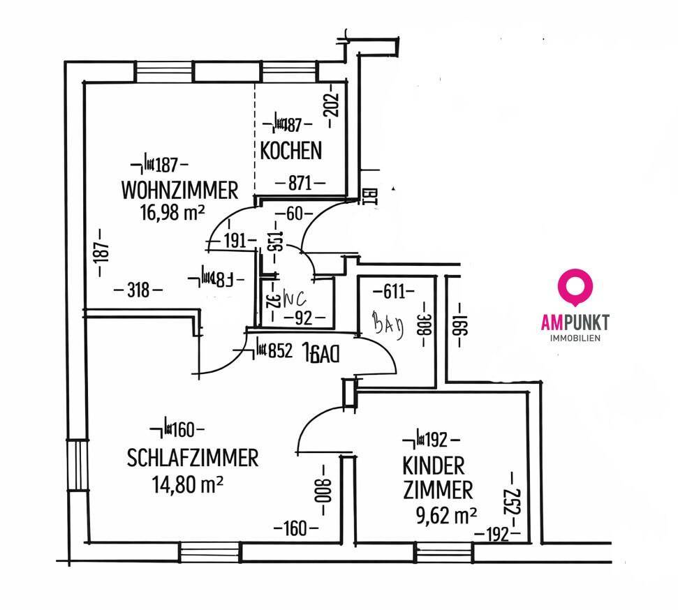 Grundrissplan mit Wohnzimmer, Küche, Schlafzimmer, Kinderzimmer, Bad und separatem WC.