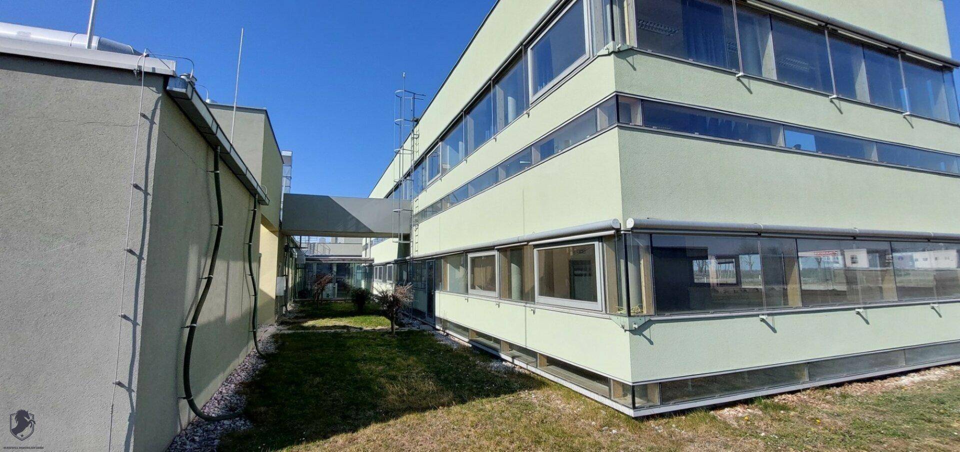 Gewerbe- und Industriebetriebsliegenschaft in 2490 Ebenfurth - Ansicht 4