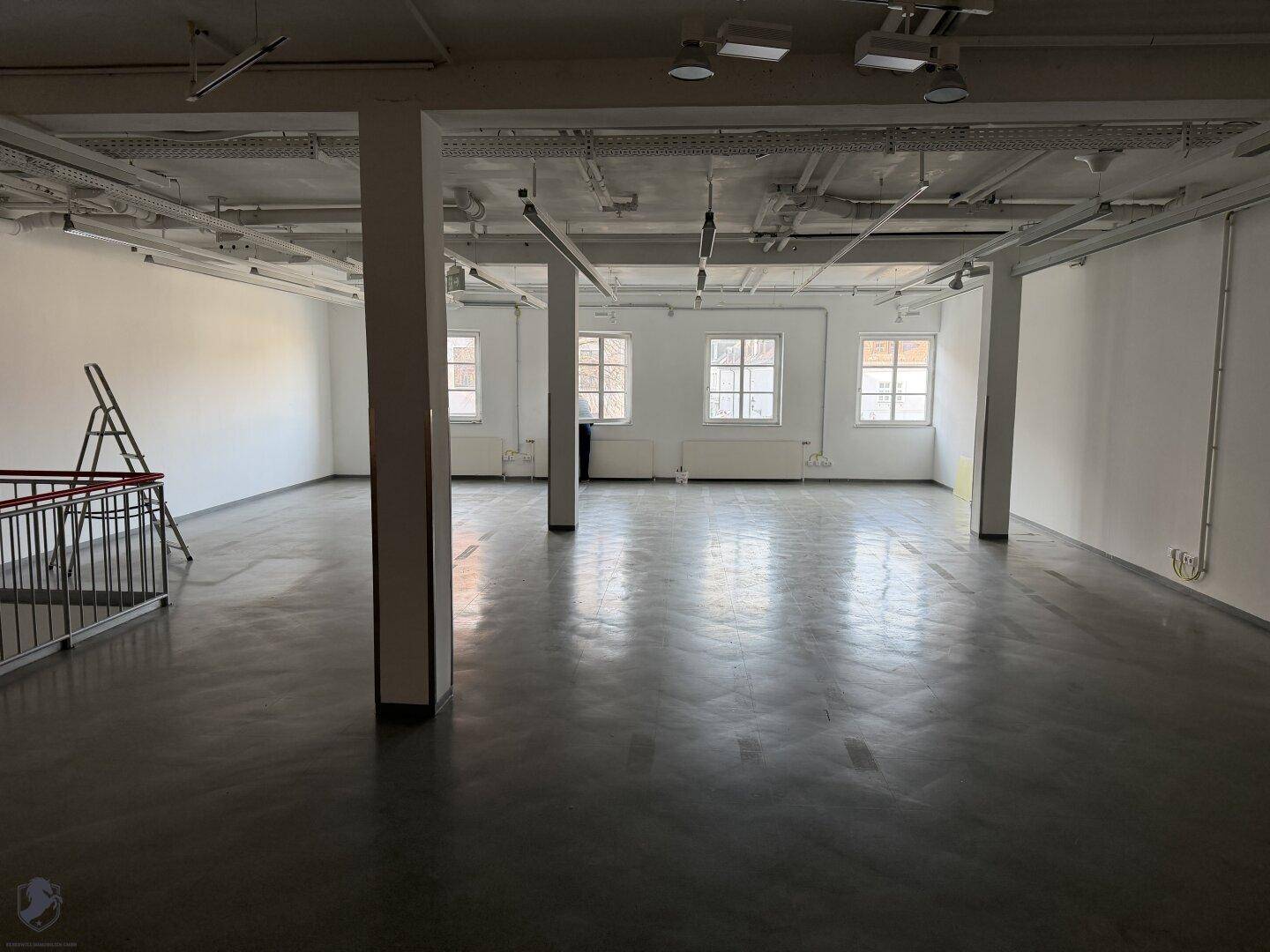Ordination / Praxisfläche – ca. 380 m² – Hauptplatz Tulln – barrierefrei mit Lift - Ansicht 4