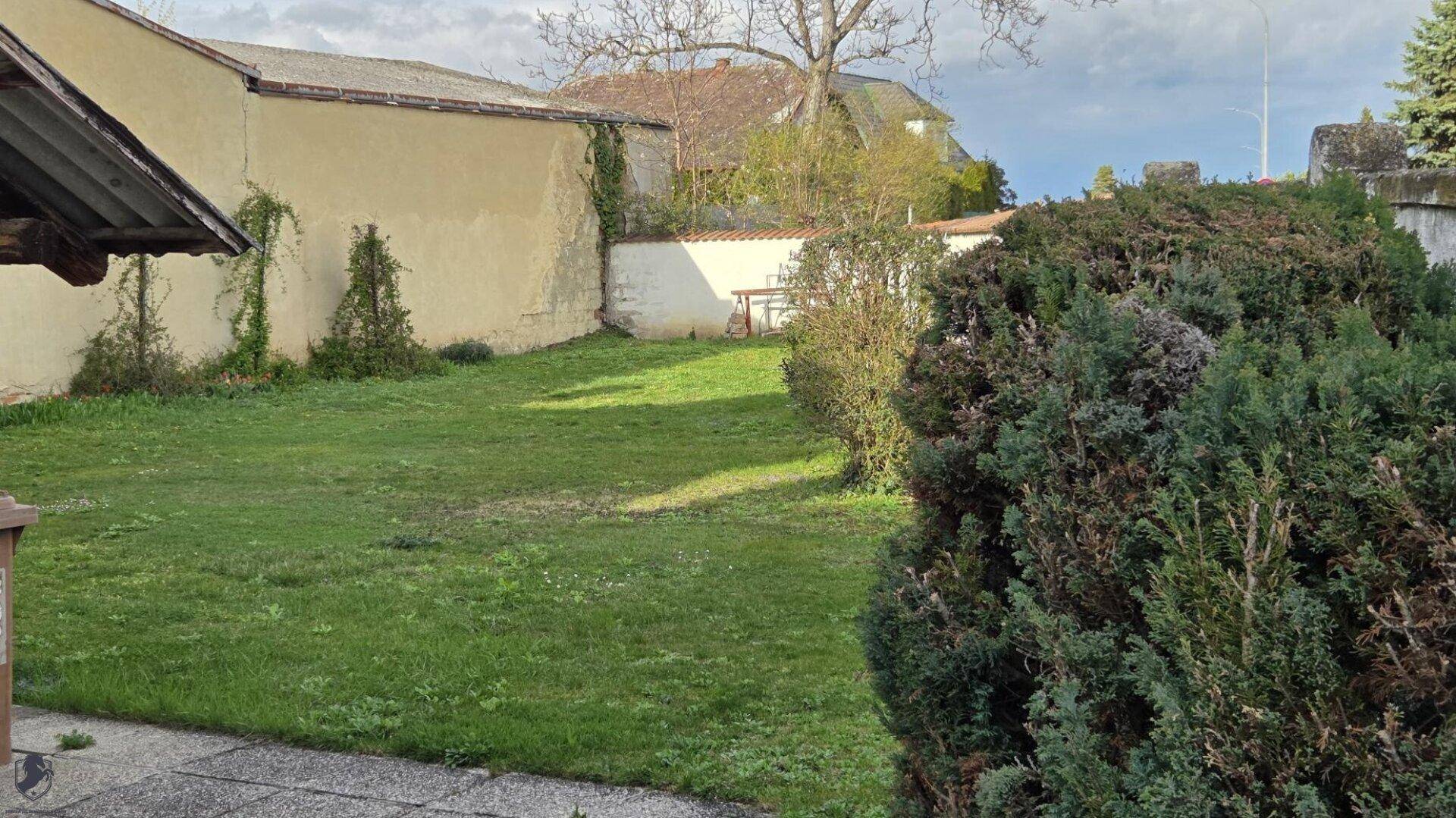 +++JETZT ZUGREIFEN : EIN MEHRFAMILIENHAUS mit - 3 EINGÄNGE -zum Sanieren und Renovieren. !!! € 262.000,-- VB +++mit Garten und in guter Lage zu verkaufen +++ – pohled 4