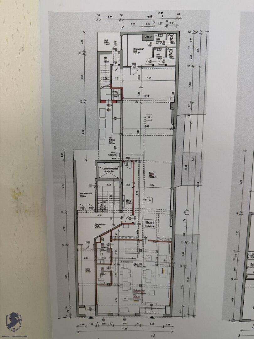 Detaillierter Grundriss für Shop 1 mit verschiedenen Räumen und Abmessungen.