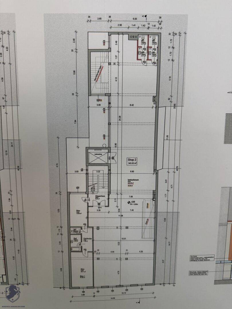 Grundriss für Shop 2 mit Treppenhaus und weiteren Nutzflächen.