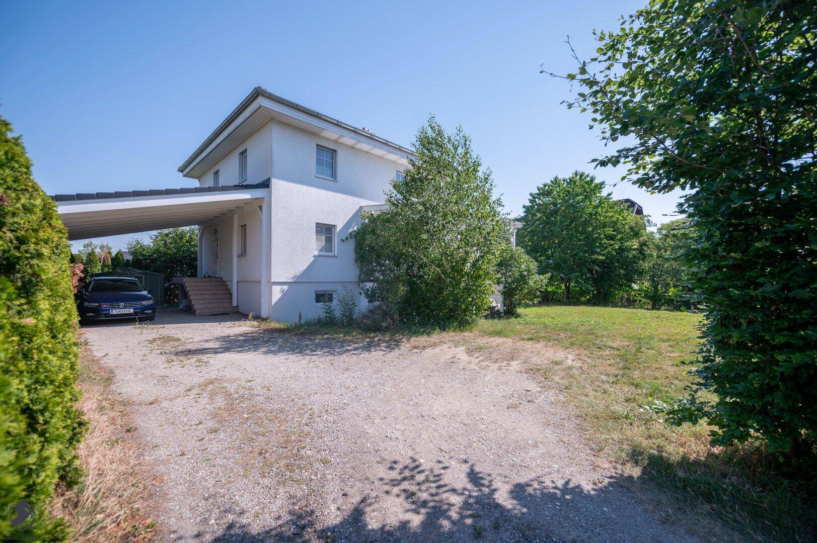 Exklusives Niedrigenergie-Einfamilienhaus mit Vollkeller auf 1.008 m² Grundstück in ruhiger Bestlage von Pixendorf - Ansicht 3