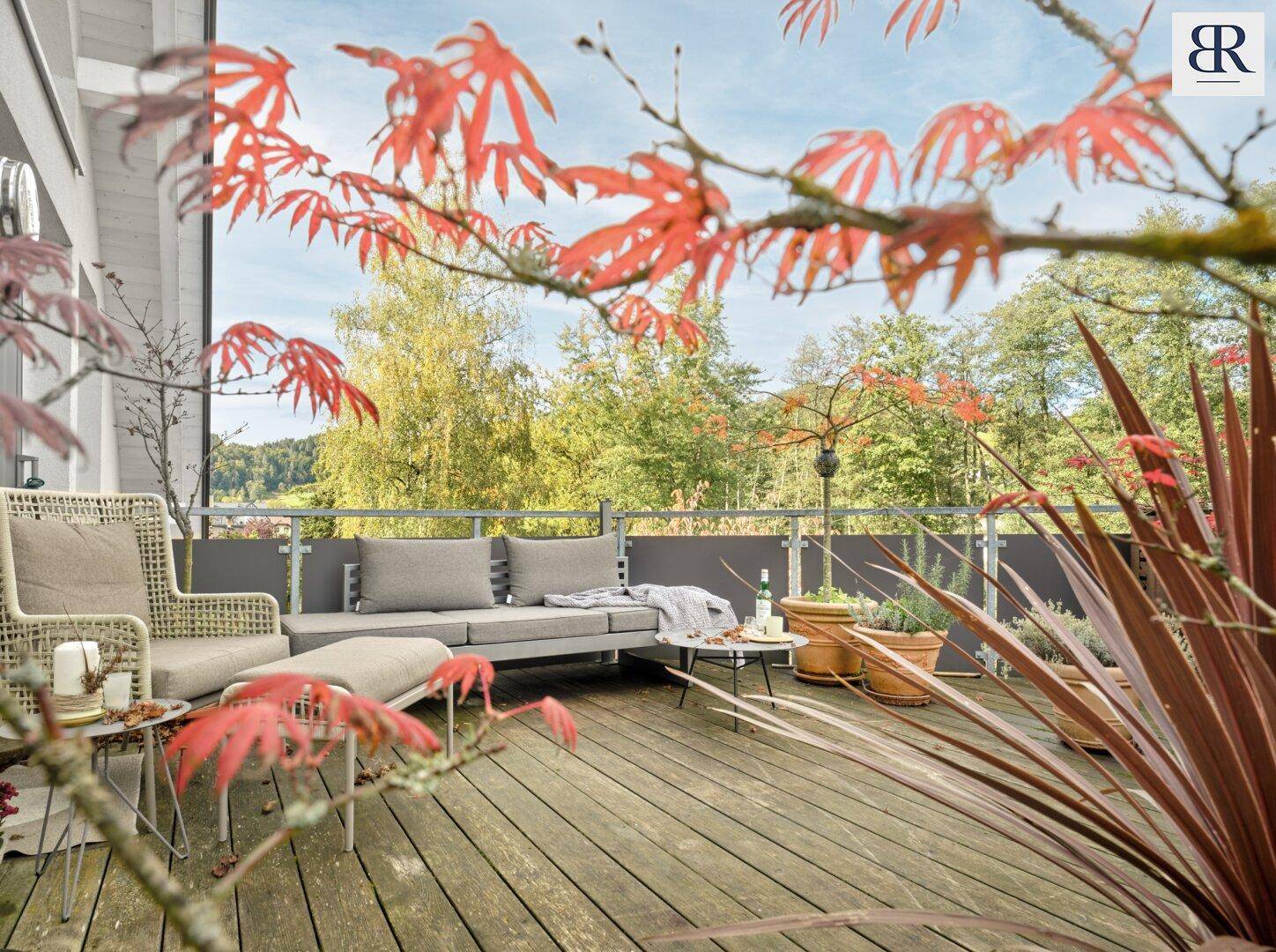 Terrasse in Herbstfarben