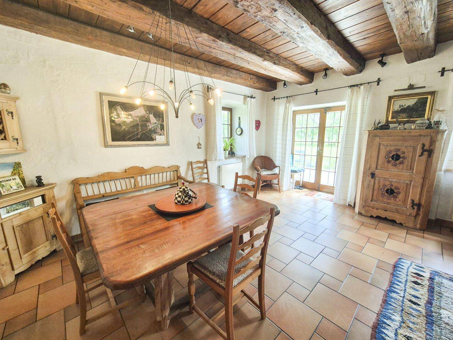 Moderner Vierkanthof mit Pool Sofortbezug - in prominenter Lage - Ansicht 5