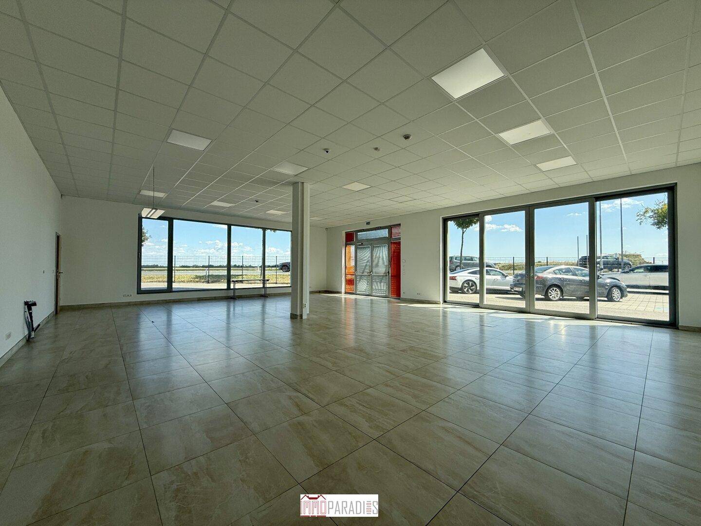 Schauraum mit mehr als 200 m²