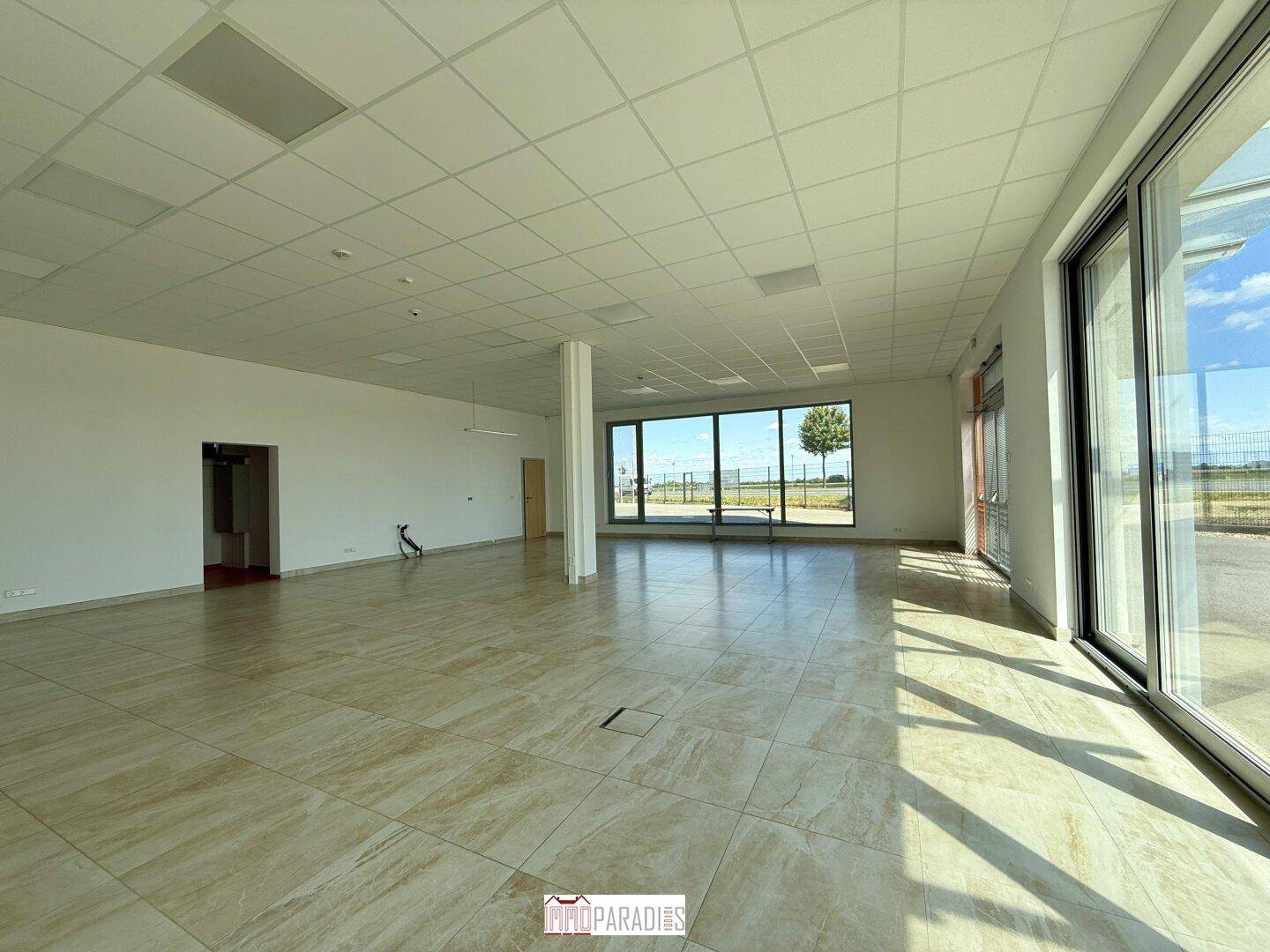Schauraum mit mehr als 200 m²