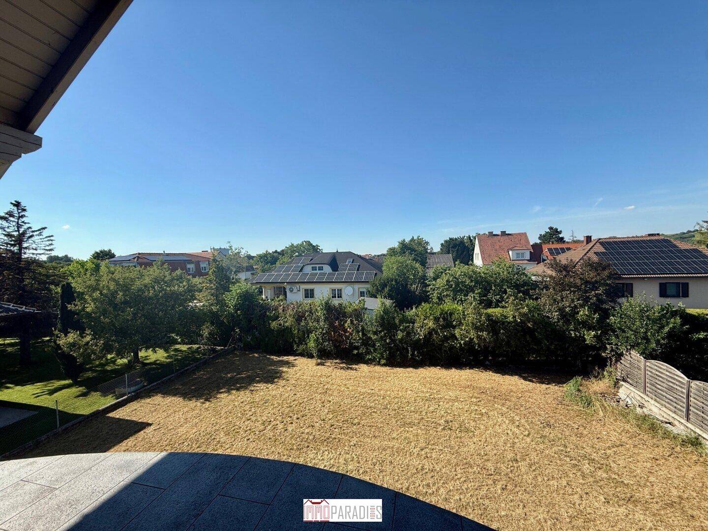 Einfamilienhaus mit außergewöhnlichem Potenzial auf großzügigem Eigengrund - Ansicht 4