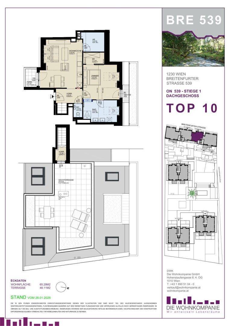 Detaillierter Grundriss einer Dachgeschosswohnung mit offenem Wohnbereich, Schlafzimmer und großer Dachterrasse.
