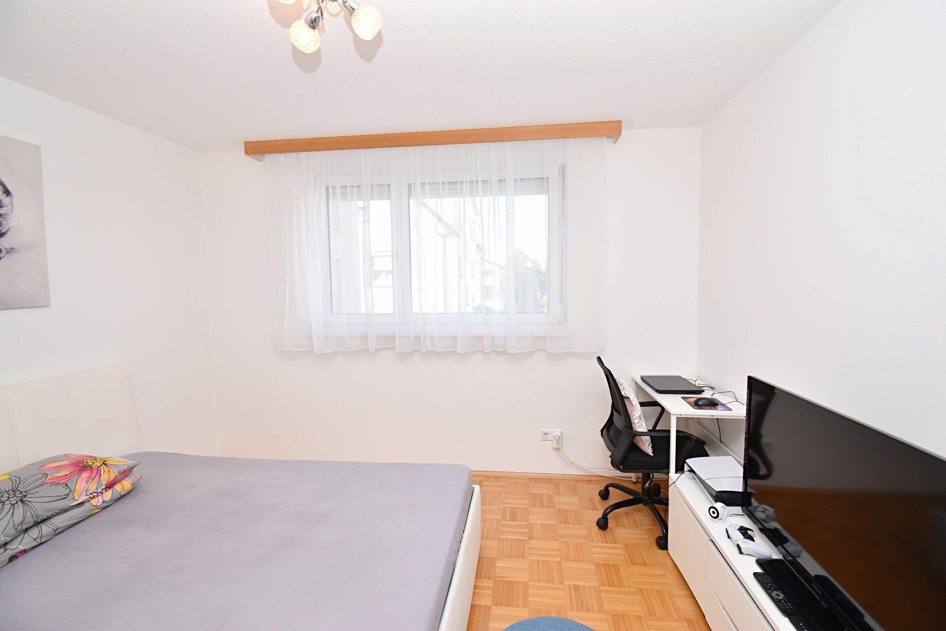 Kinderzimmer / Büro