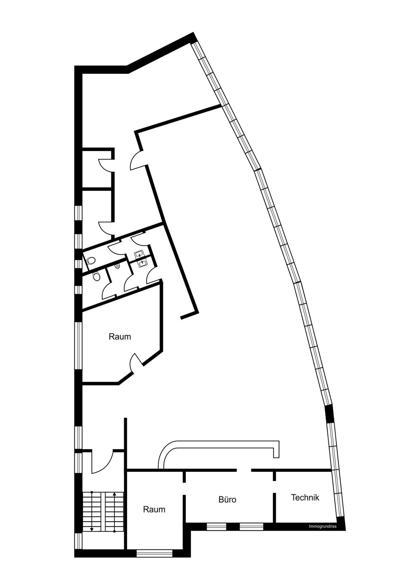 Grundrissplan mit mehreren Räumen, Büros und Technikbereichen auf einer Etage dargestellt.