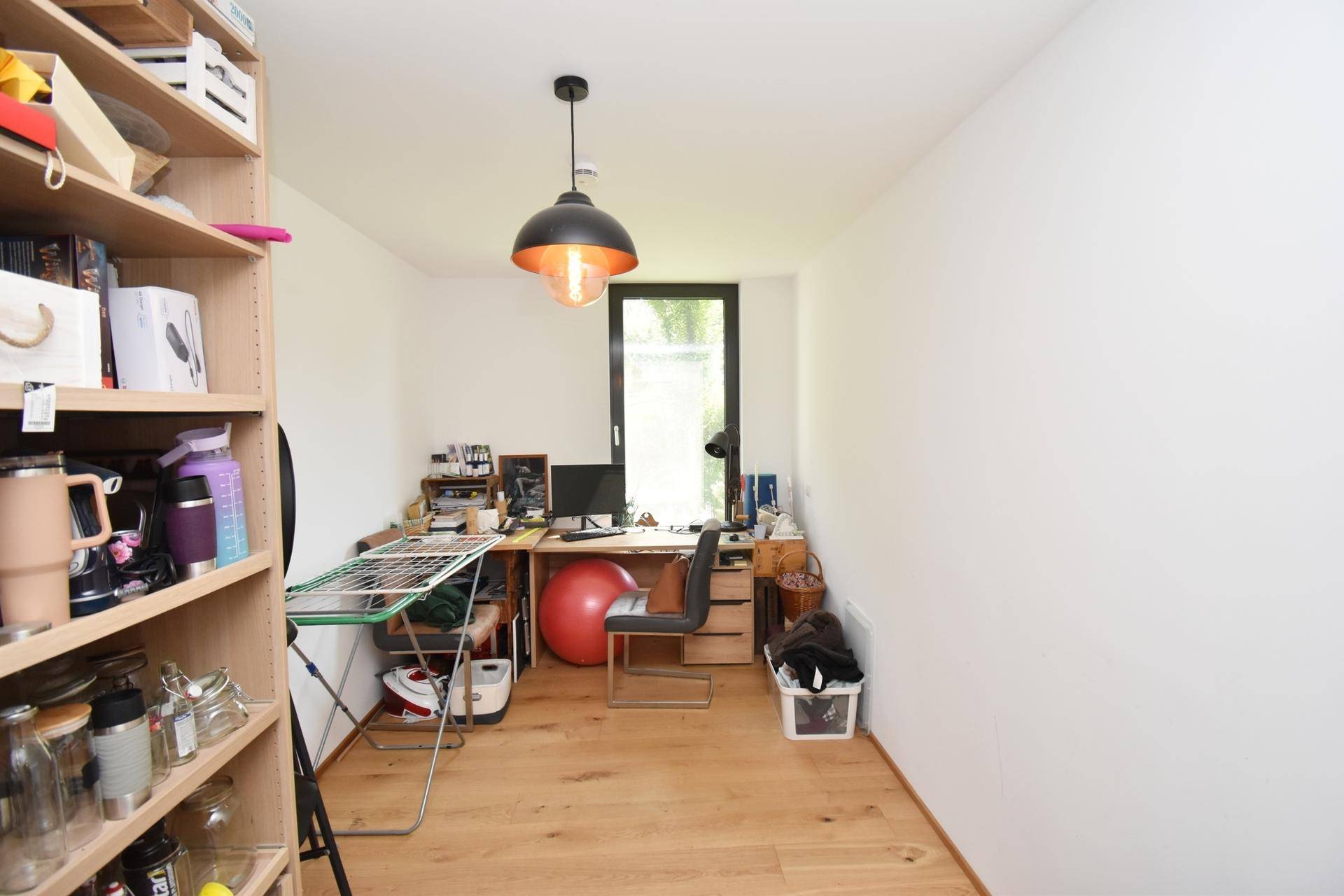 Kinderzimmer / Büro