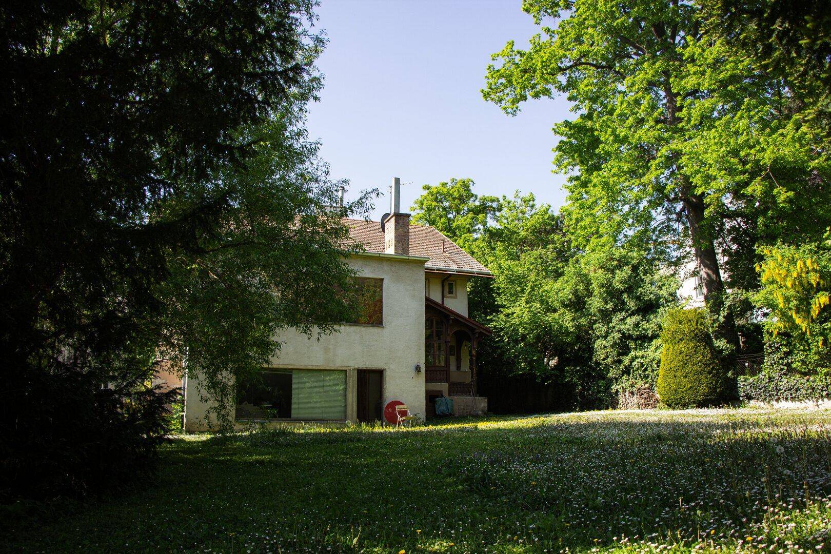 Villa Roncali - Bestandsfreie Zinsvilla in Bestlage des Währinger Cottage mit Entwicklungspotenzial (Teilabbruch möglich) - Mehr