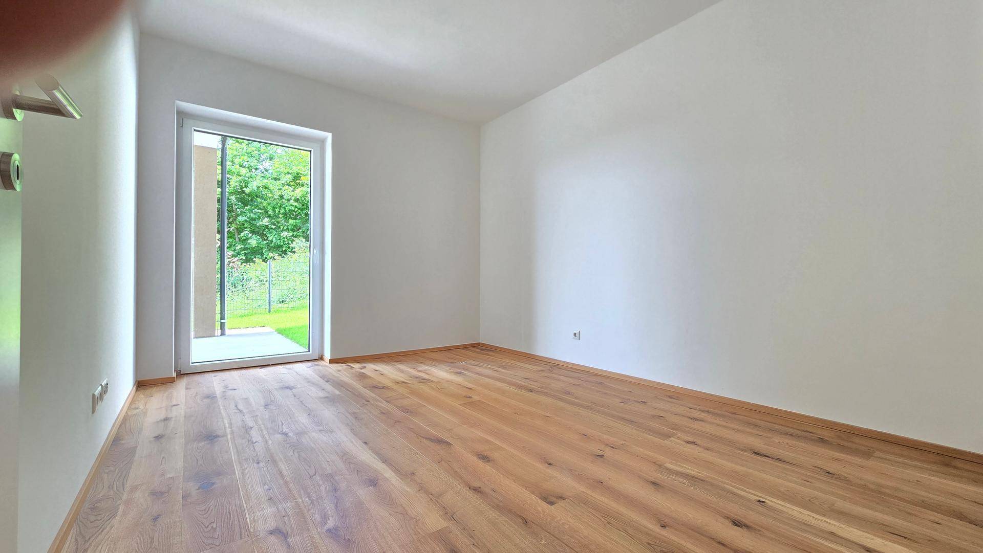 Erstbezug Erdgeschosswohnung mit Garten Top 4 - Ansicht 5